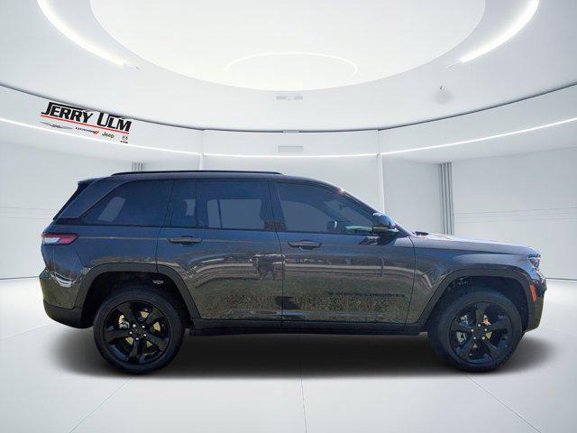 2025 Jeep Grand Cherokee GRAND CHEROKEE ALTITUDE 4X2 2025 Jeep Grand Cherokee GRAND CHEROKEE ALTITUDE 4X2