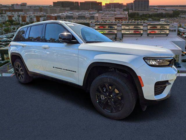 2025 Jeep Grand Cherokee GRAND CHEROKEE ALTITUDE 4X4