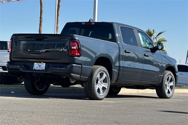 2025 RAM Ram 1500 RAM 1500 TRADESMAN CREW CAB 4X2 57 BOX