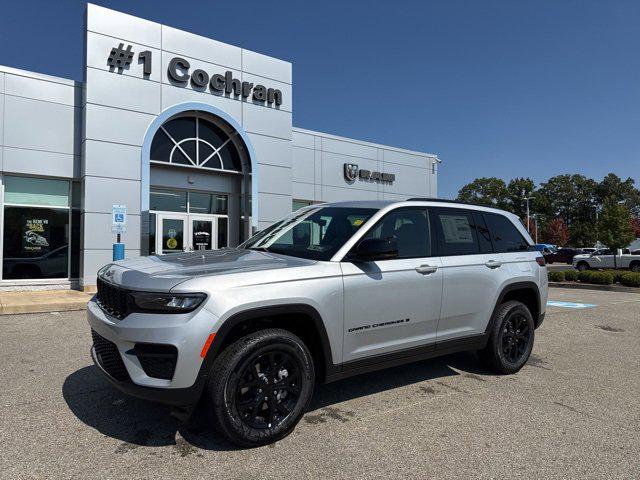 2025 Jeep Grand Cherokee GRAND CHEROKEE ALTITUDE 4X4