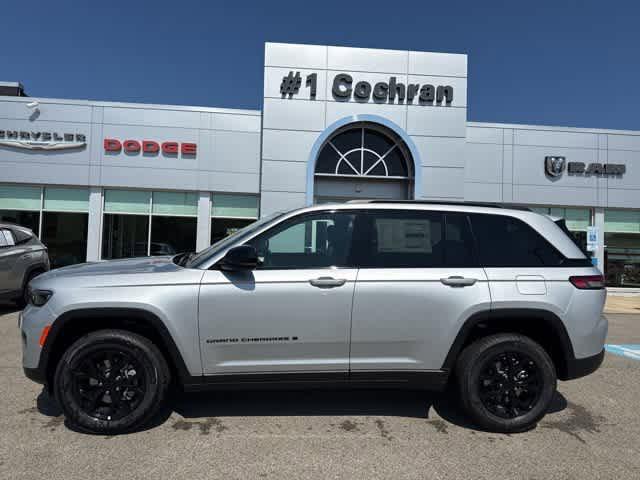 2025 Jeep Grand Cherokee GRAND CHEROKEE ALTITUDE 4X4