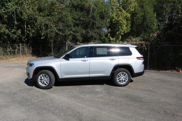 2025 Jeep Grand Cherokee GRAND CHEROKEE L LAREDO X 4X2
