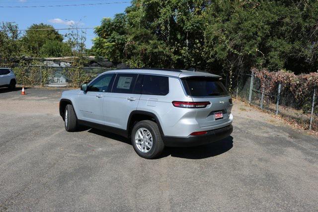 2025 Jeep Grand Cherokee GRAND CHEROKEE L LAREDO X 4X2