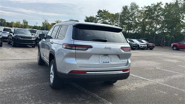 2025 Jeep Grand Cherokee GRAND CHEROKEE L LAREDO X 4X4 2025 Jeep Grand Cherokee GRAND CHEROKEE L LAREDO X 4X4