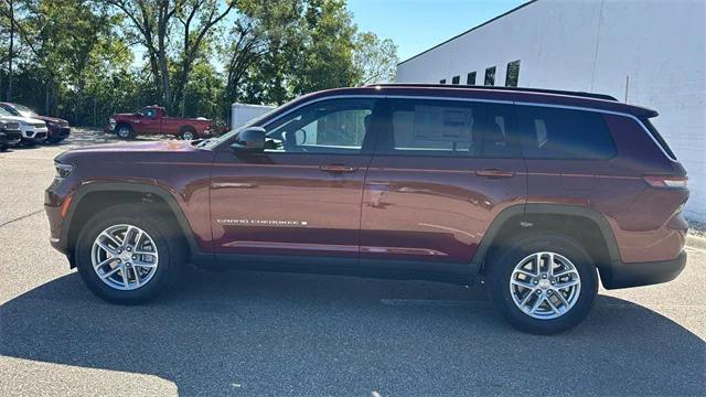 2025 Jeep Grand Cherokee GRAND CHEROKEE L LAREDO X 4X4