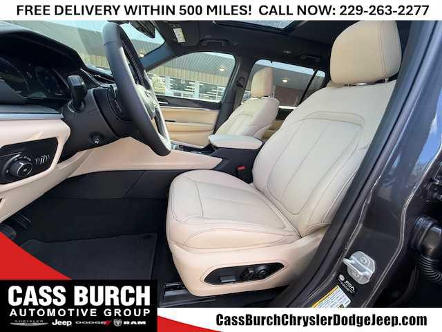 2025 Jeep Grand Cherokee Limited 4x2
