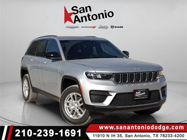2025 Jeep Grand Cherokee GRAND CHEROKEE LAREDO X 4X2