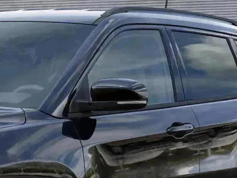 New 2026 Diamond Black Crystal Pearl-Coat Exterior Paint Jeep Limited image 12