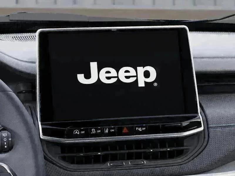 New 2026 Diamond Black Crystal Pearl-Coat Exterior Paint Jeep Limited image 18