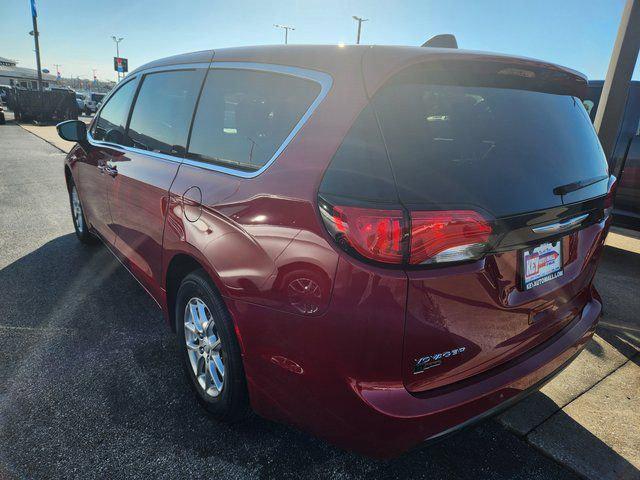 2026 Chrysler Voyager VOYAGER LX