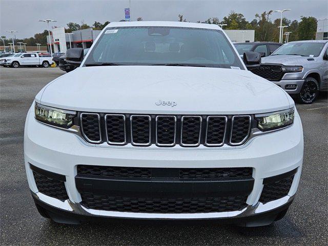 2025 Jeep Grand Cherokee GRAND CHEROKEE L LAREDO X 4X2