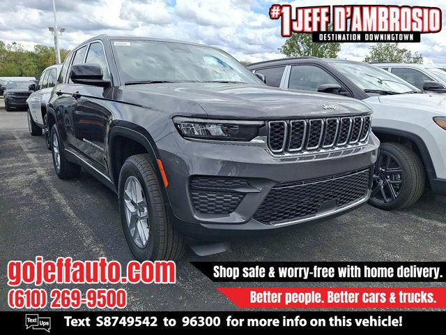 2025 Jeep Grand Cherokee GRAND CHEROKEE LAREDO X 4X4