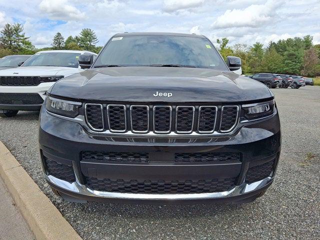2025 Jeep Grand Cherokee GRAND CHEROKEE L LAREDO X 4X4
