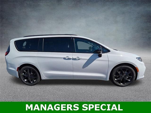 2026 Chrysler Pacifica PACIFICA LIMITED 2026 Chrysler Pacifica PACIFICA LIMITED