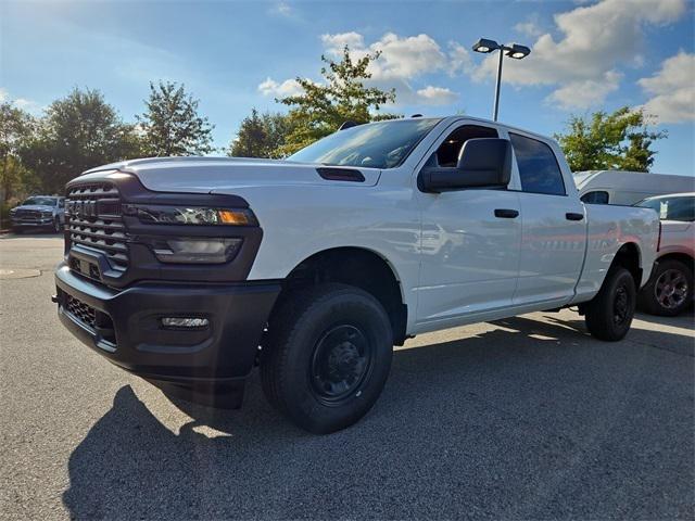 2026 RAM Ram 2500 RAM 2500 TRADESMAN CREW CAB 4X2 64 BOX