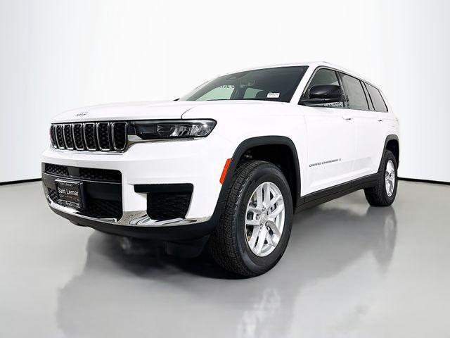 2025 Jeep Grand Cherokee GRAND CHEROKEE L LAREDO X 4X4