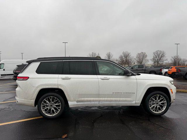 2025 Jeep Grand Cherokee GRAND CHEROKEE L SUMMIT 4X4 2025 Jeep Grand Cherokee GRAND CHEROKEE L SUMMIT 4X4