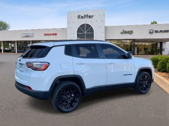 2026 Jeep Compass Latitude Altitude