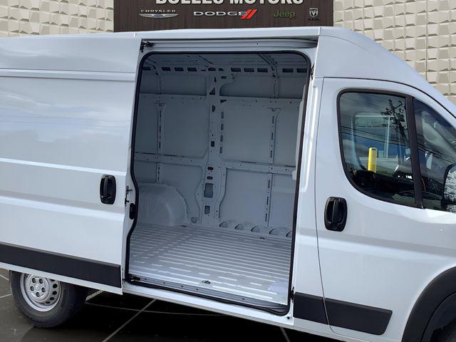 2026 Ram ProMaster Cargo Van Tradesman High Roof 136" WB w/Pass Seat