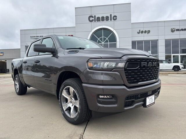 2025 RAM Ram 1500 RAM 1500 TRADESMAN CREW CAB 4X2 57 BOX 2025 RAM Ram 1500 RAM 1500 TRADESMAN CREW CAB 4X2 57 BOX