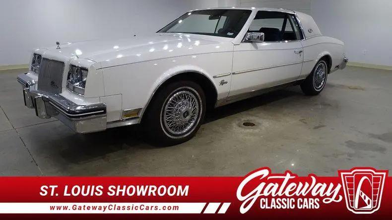 1985 Buick Riviera Unknown for sale in O Fallon, IL