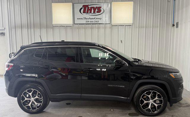 2024 Jeep Compass Limited 4x4 2024 Jeep Compass Limited 4x4