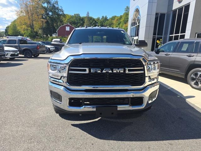 2022 RAM 2500 Tradesman Crew Cab 4x4 8 Box