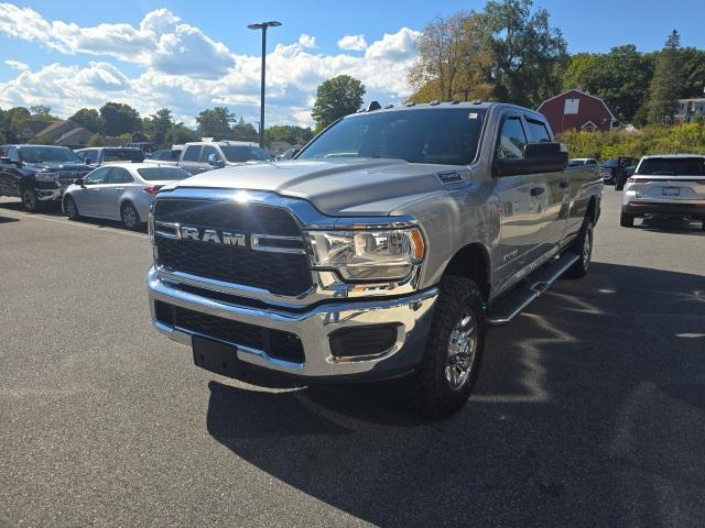 2022 RAM 2500 Tradesman Crew Cab 4x4 8 Box