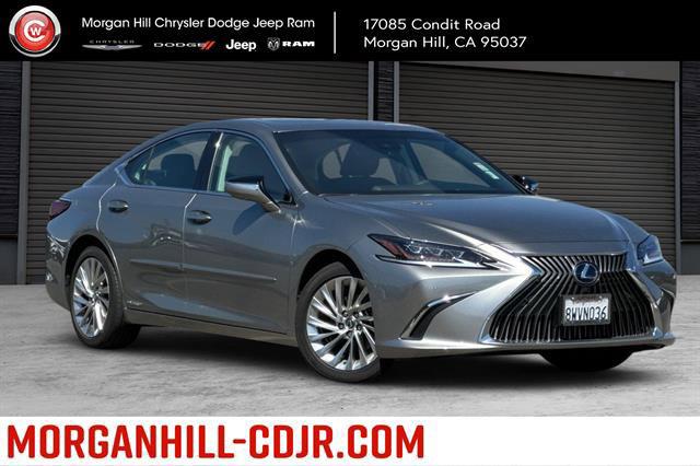 2021 Lexus ES 300h Luxury