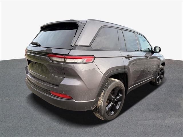 2023 Jeep Grand Cherokee Altitude 4x4