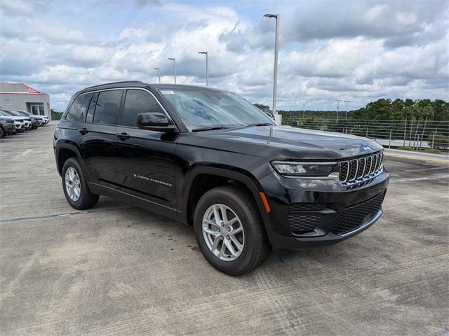 2025 Jeep Grand Cherokee GRAND CHEROKEE LAREDO X 4X2