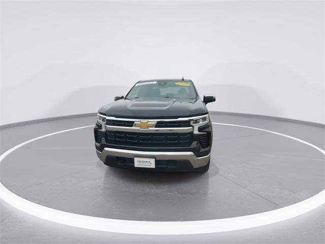 2022 Chevrolet Silverado 1500 4WD Crew Cab Short Bed LT with 2FL