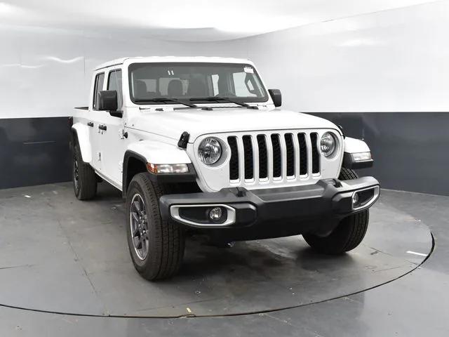 2023 Jeep Gladiator Overland 4x4