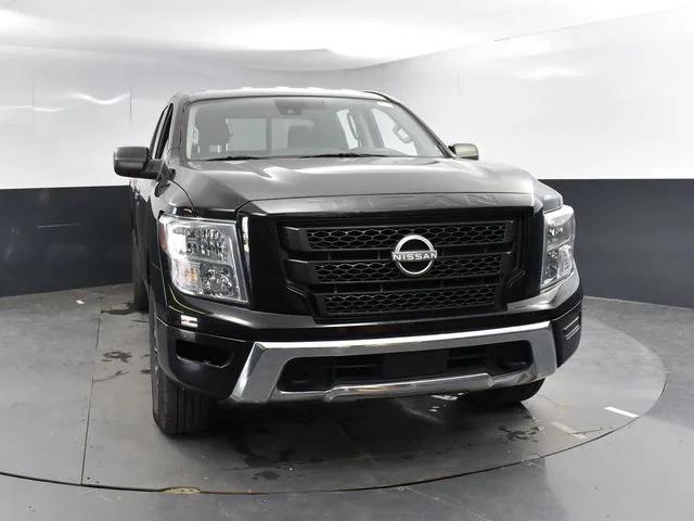 2023 Nissan TITAN Crew Cab SV 4x4