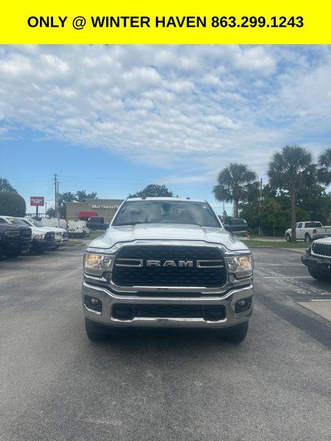 2022 RAM 2500 Big Horn Crew Cab 4x4 64 Box