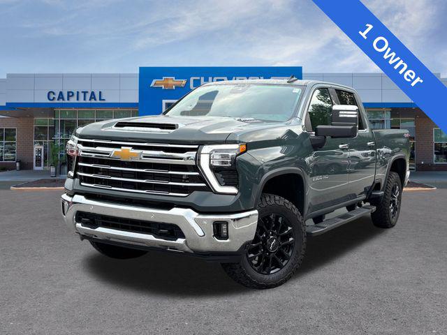 2025 Chevrolet Silverado 2500HD 4WD Crew Cab Standard Bed LTZ