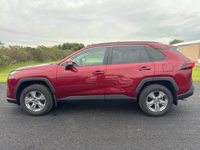 2022 Toyota RAV4 XLE 2022 Toyota RAV4 XLE