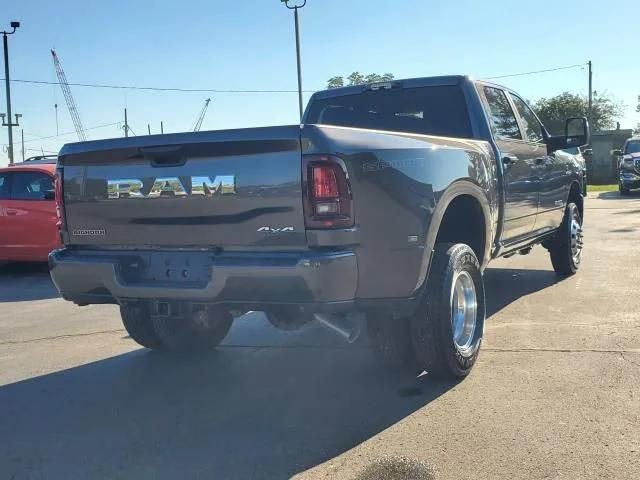 2025 RAM 3500 Big Horn Crew Cab 4x4 8 Box
