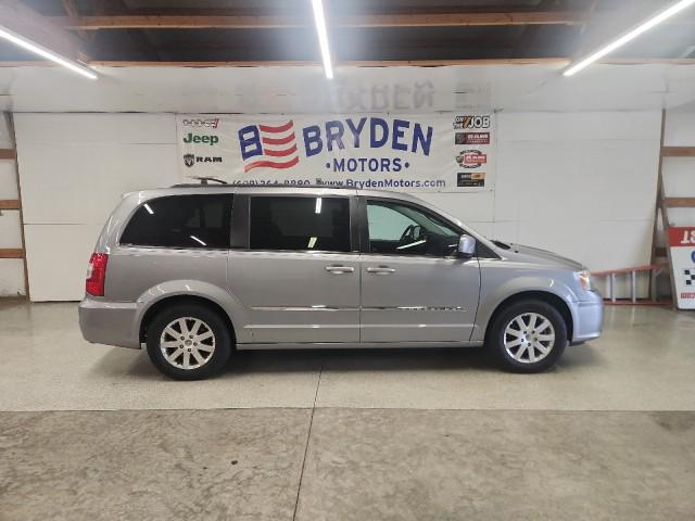 2014 Chrysler Town and Country Touring