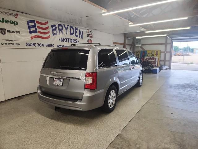2014 Chrysler Town and Country Touring
