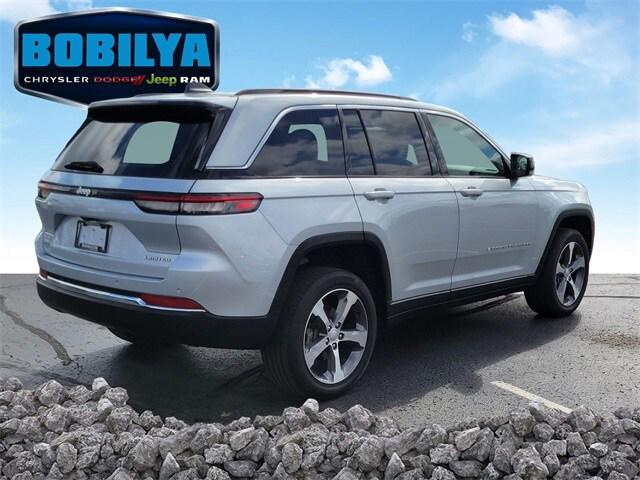 2024 Jeep Grand Cherokee Limited 4x4 2024 Jeep Grand Cherokee Limited 4x4