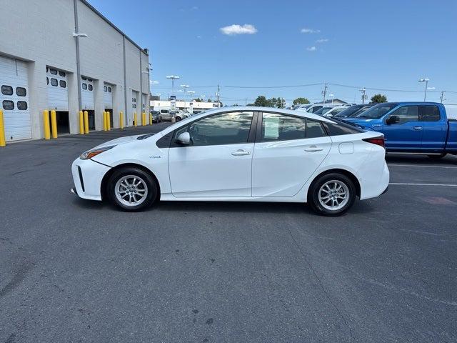 2022 Toyota Prius LE