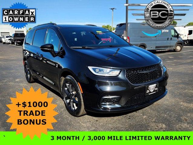 2022 Chrysler Pacifica Limited AWD