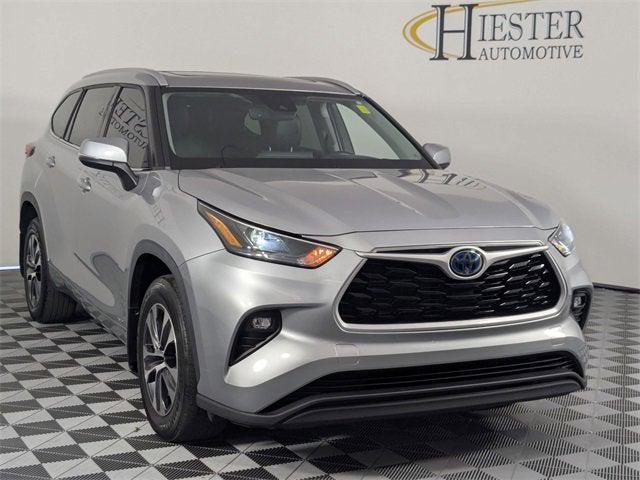 2022 Toyota Highlander Hybrid XLE