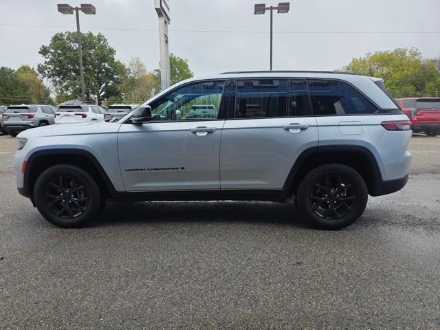 2024 Jeep Grand Cherokee Altitude 4x4 2024 Jeep Grand Cherokee Altitude 4x4