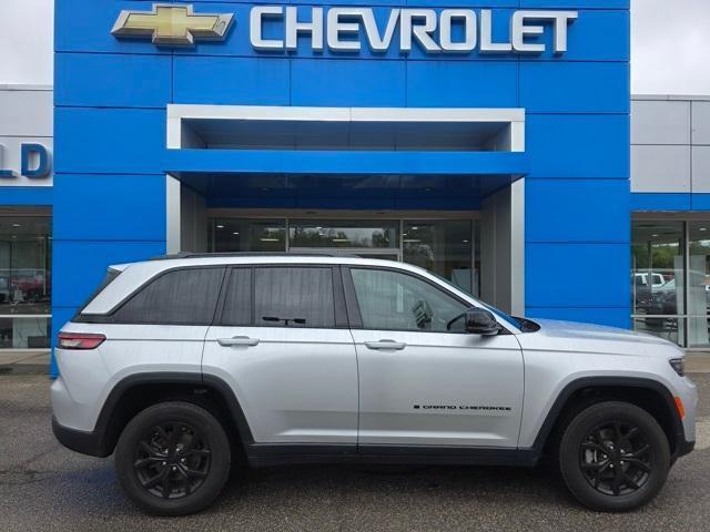 2024 Jeep Grand Cherokee Altitude 4x4