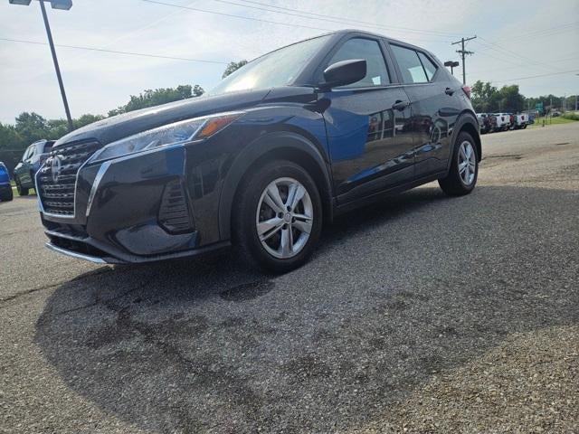 2022 Nissan Kicks S Xtronic CVT 2022 Nissan Kicks S Xtronic CVT