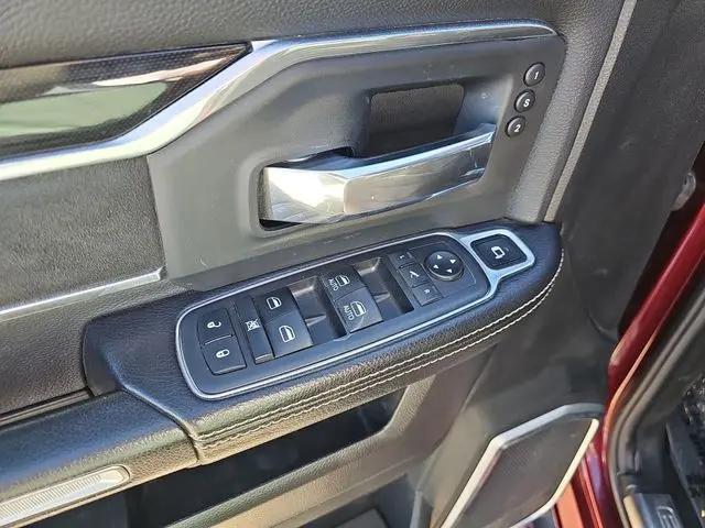 2019 Ram 3500 Laramie Crew Cab 4x4 8' Box