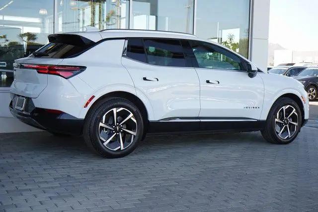 2025 Chevrolet Equinox LT 2