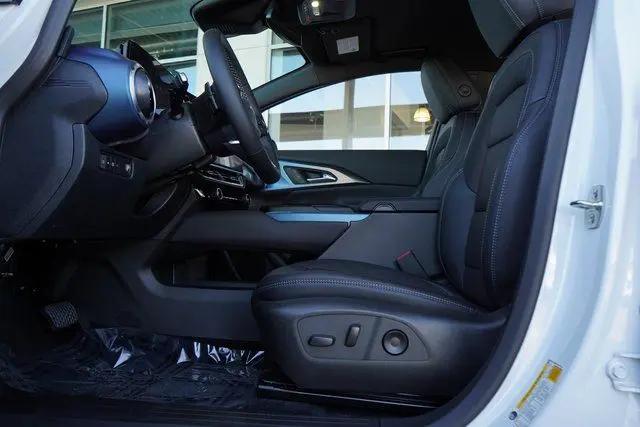 2025 Chevrolet Equinox LT 2